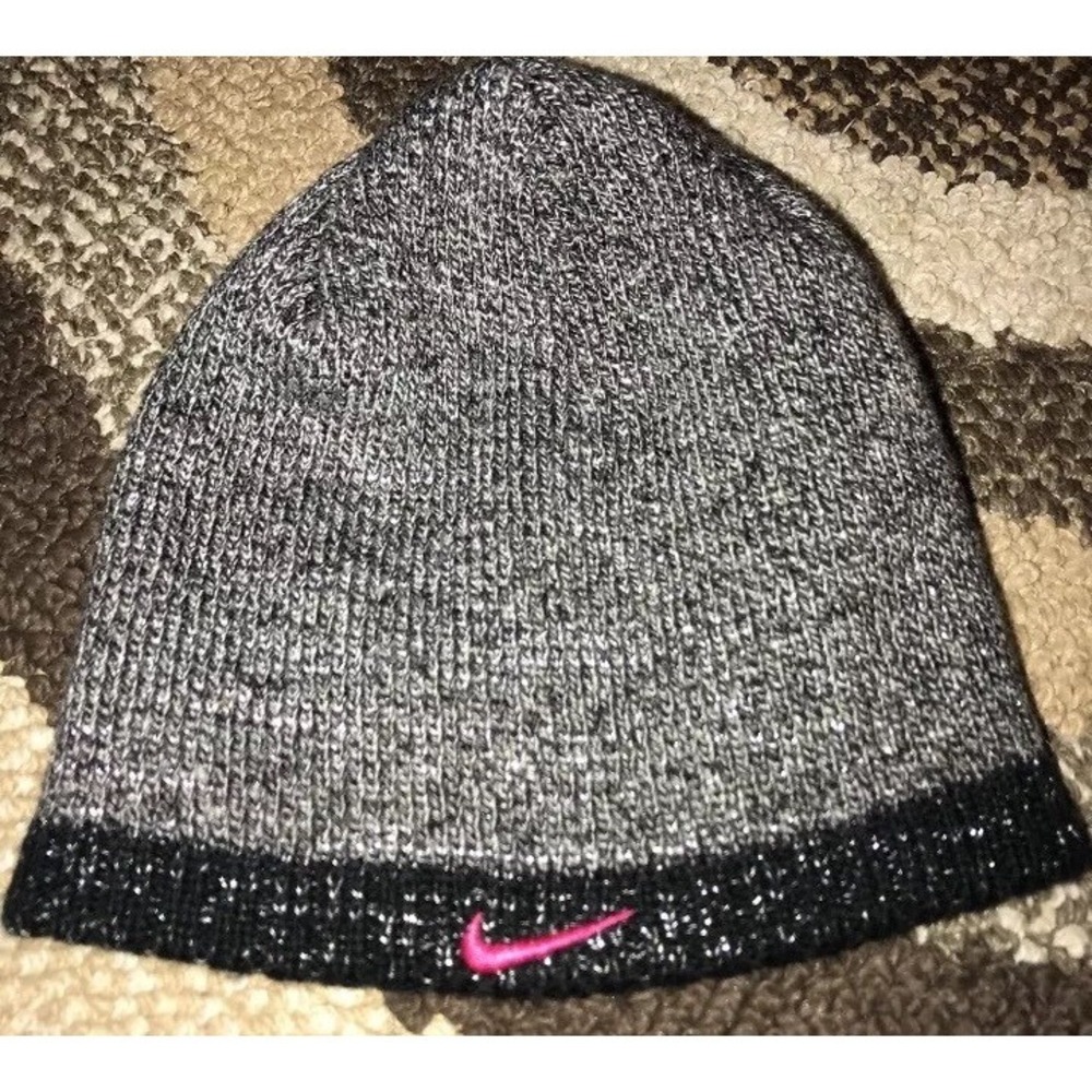 Nike 4-6X Hat Black‎ Silver Pink Athletic Beanie Skull Cap Warm Girls